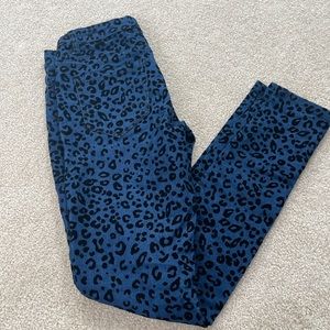 Leopard print jacquard pant